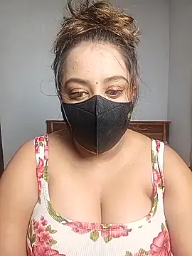 Suger Lips 99 online show from June 2026 05:00:02 PM