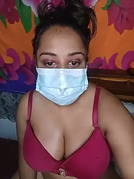 Suger Lips 99 online show from May 2026 06:52:02 PM