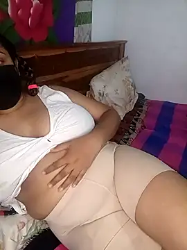Suger Lips 99 online show from May 2026 04:55:01 PM