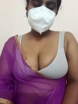 baby queen886 online show from April 2026 06:24:01 PM