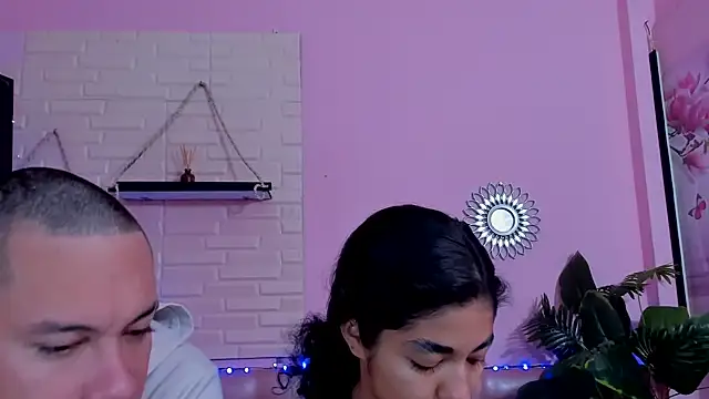 Aronandmoli69 online show from June 2026 12:28:01 PM