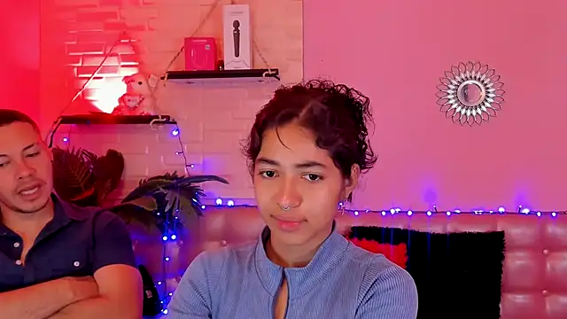 Aronandmoli69 online show from May 2026 12:56:01 PM
