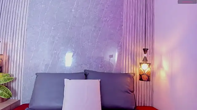 Sweetlittle luna online show from May 2026 08:19:01 PM