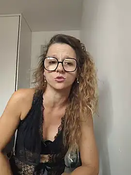 Snapshot of Shely5934 chatting on July 2026 08:57:01 AM Shely5934 online show from July 2026 08:57:01 AM
