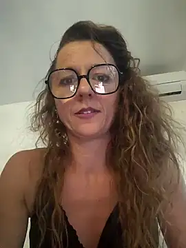 Snapshot of Shely5934 chatting on June 2026 07:19:01 PM Shely5934 online show from June 2026 07:19:01 PM