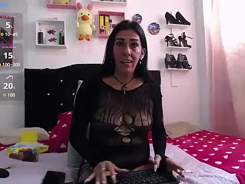 La-gata- online show from April 2026 06:22:01 PM