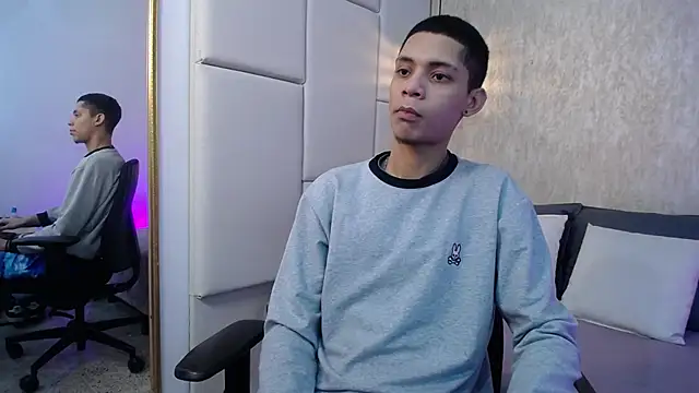 Axel marcus online show from April 2026 08:14:02 PM