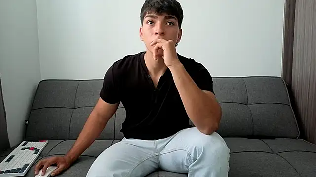 James silva1 online show from April 2026 04:36:02 PM