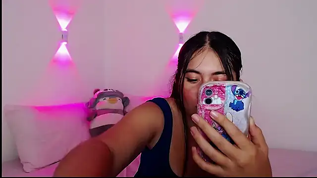 mia montanna online show from April 2026 04:05:02 AM