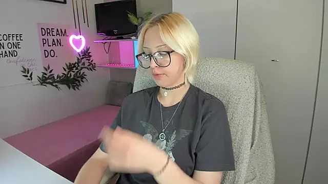 Neko Sora online show from May 2026 10:58:02 PM