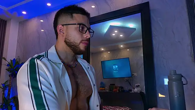 CAMILO WATSON9 online show from May 2026 01:34:01 AM