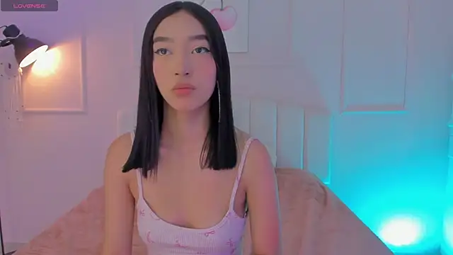 Iam Milly  online show from May 2026 03:32:01 AM