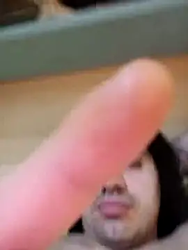 sangreal1996 online show from April 2026 09:20:01 PM