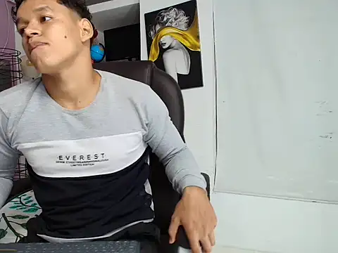 oliver evans  online show from April 2026 01:50:01 AM