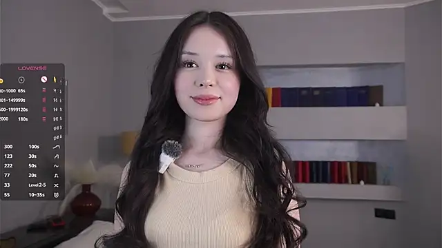 Snapshot of TracieArrocha chatting on April 2026 07:58:02 PM TracieArrocha online show from April 2026 07:58:02 PM