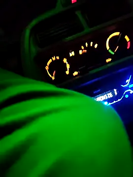 saur1221wjz online show from April 2026 09:30:01 PM