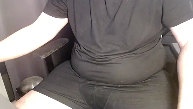 RealMaxAlpine online show from April 2026 08:55:02 PM