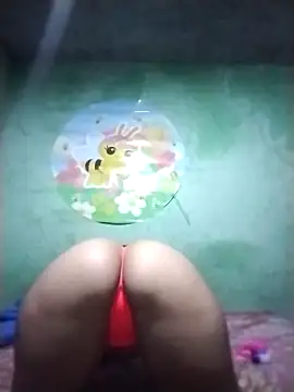 YuliBrayan online show from May 2026 04:44:01 AM