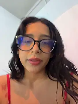 milakitti online show from May 2026 12:25:01 AM