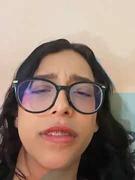 milakitti online show from April 2026 03:00:01 AM