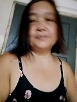 Snapshot of jeanyummytits chatting on June 2026 11:55:01 AM jeanyummytits online show from June 2026 11:55:01 AM