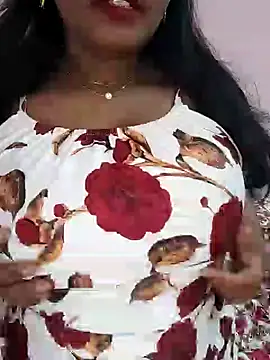 Snapshot of Mayuri-hot chatting on June 2026 10:04:01 PM Mayuri-hot online show from June 2026 10:04:01 PM