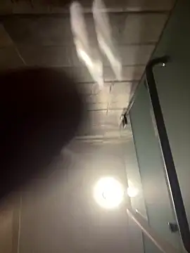 oscarjavi1997 online show from April 2026 05:44:02 AM