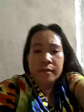 Snapshot of pinaylinda chatting on April 2026 12:43:01 PM pinaylinda online show from April 2026 12:43:01 PM