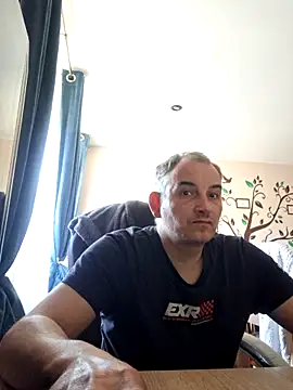 Piotr481 online show from April 2026 02:46:01 PM