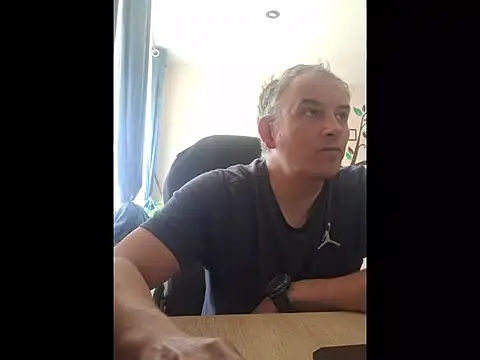 Piotr481 online show from May 2026 10:48:01 AM
