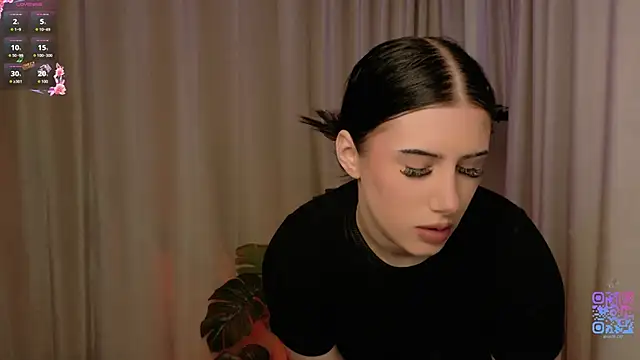 HazelHayesss online show from May 2026 03:11:02 PM