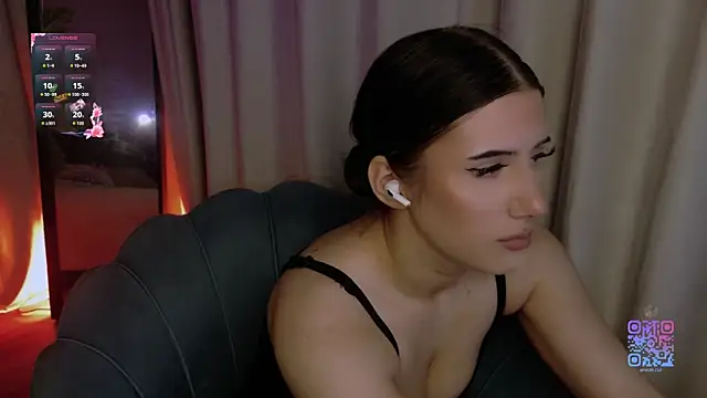 HazelHayesss online show from April 2026 05:30:01 PM