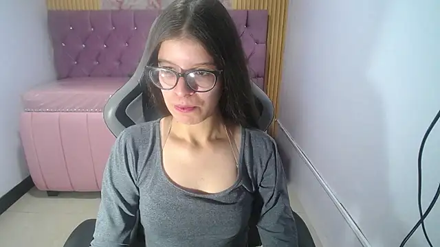 Kailee ch online show from April 2026 01:14:01 PM