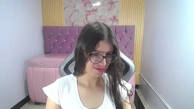 Kailee ch online show from April 2026 01:15:01 PM