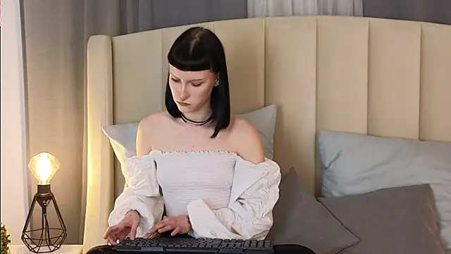 Snapshot of LeyaLolly chatting on April 2026 03:45:02 AM LeyaLolly online show from April 2026 03:45:02 AM