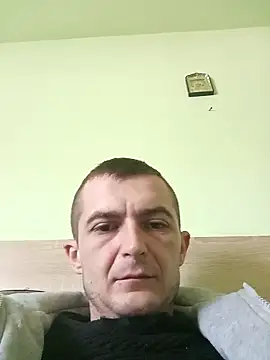 Mariofls online show from May 2026 12:52:01 PM