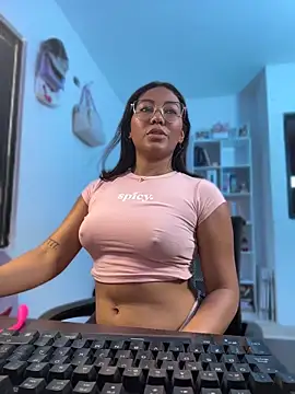 Daliaseren online show from April 2026 03:04:02 PM