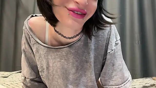 Snapshot of Niky_Long chatting on May 2026 07:25:02 PM Niky Long online show from May 2026 07:25:02 PM