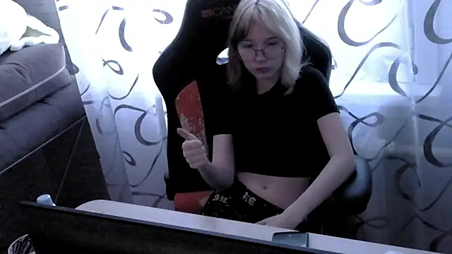 Vi Nika online show from April 2026 01:48:01 PM