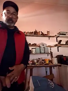 Snapshot of Dietosca chatting on April 2026 03:19:02 PM Dietosca online show from April 2026 03:19:02 PM