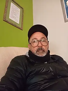 Snapshot of Dietosca chatting on May 2026 04:16:01 PM Dietosca online show from May 2026 04:16:01 PM