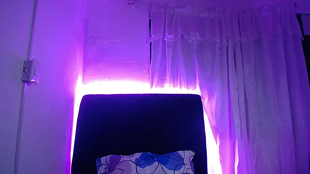 daira2006 online show from April 2026 03:01:01 AM