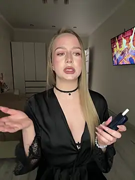 AlisaPearl online show from April 2026 08:26:01 PM