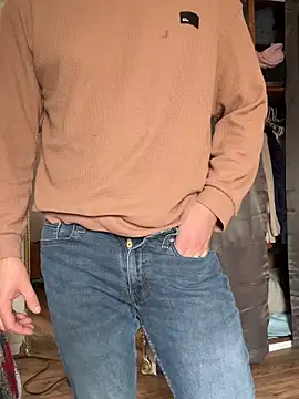 Snapshot of BottomFeederElite chatting on April 2026 07:50:01 PM BottomFeederElite online show from April 2026 07:50:01 PM