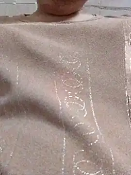 Maya-35 online show from April 2026 03:28:01 PM