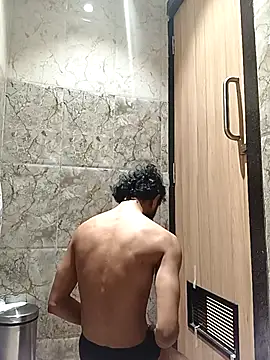 itsmemadhu2019 online show from May 2026 07:51:01 PM