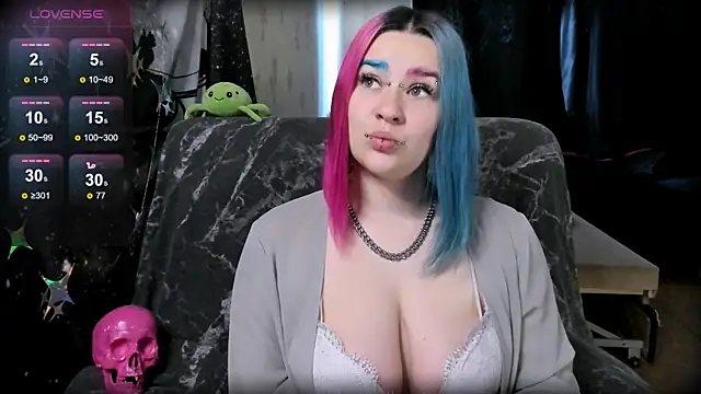 Neon Baddie online show from May 2026 06:40:02 AM