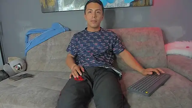 LeoVargasHot online show from April 2026 01:19:01 AM