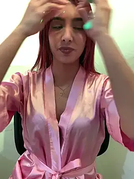 miss carly online show from May 2026 02:01:02 AM