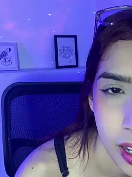 miss carly online show from June 2026 06:34:01 PM